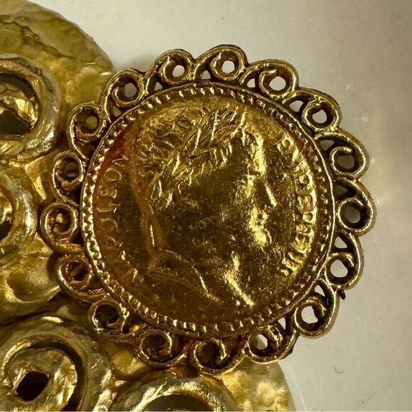 Huge 3 LB Vintage to Now Jewelry Lot- MYSTERY BOX Gold Silver Rhinestones - Picture 3 of 12